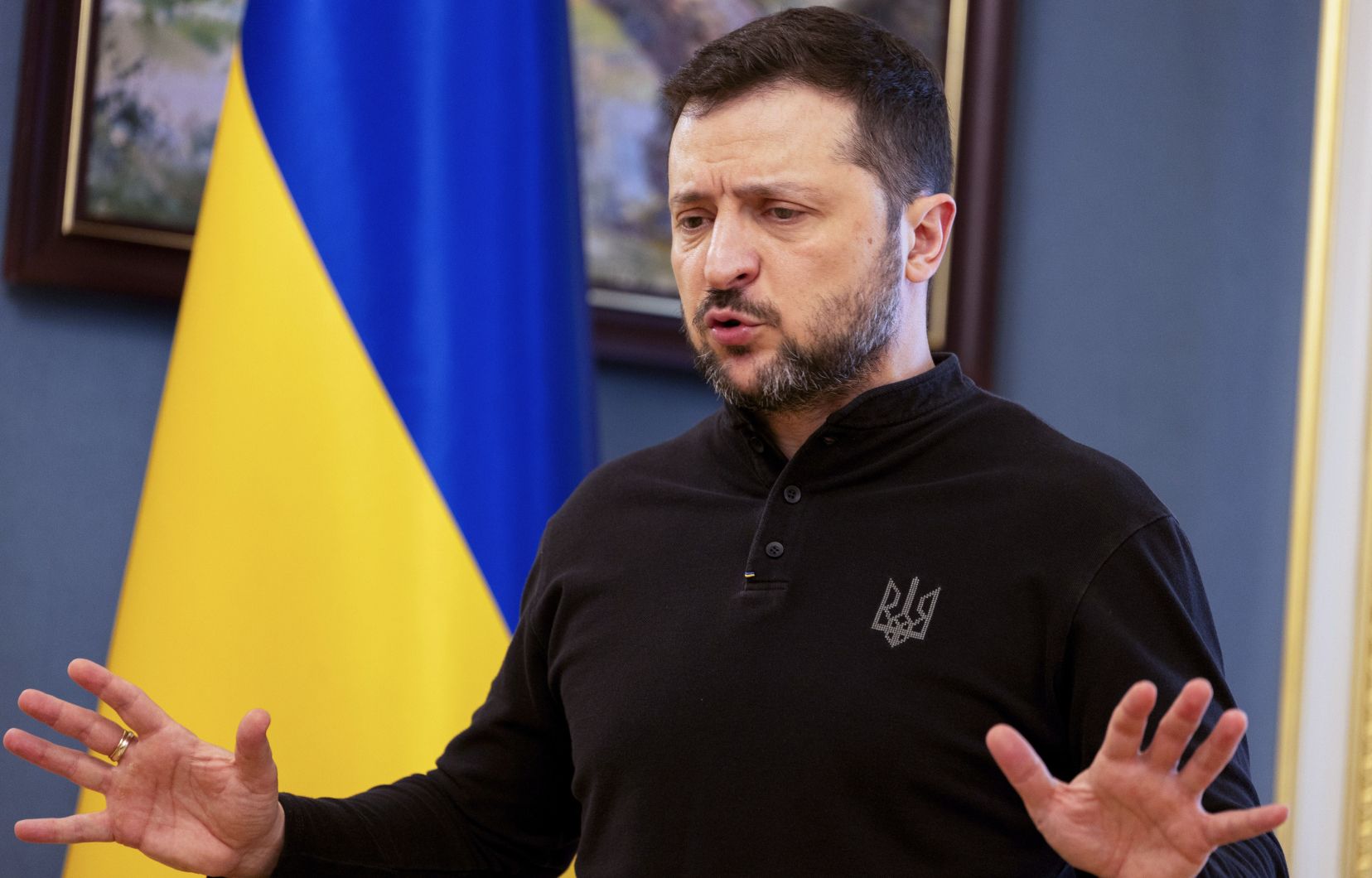 Le président ukrainien, Volodymyr Zelensky, en conférence de presse, mercredi, à Kiev
