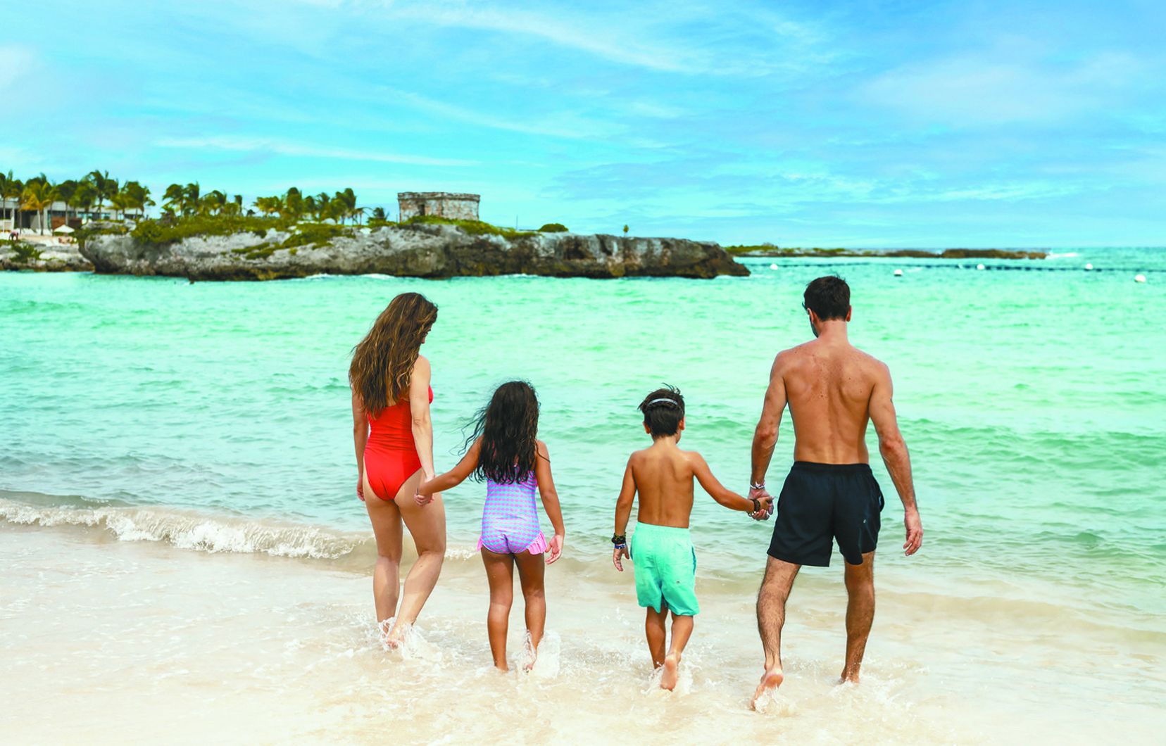 Près de trois kilomètres de plage privée attendent les vacanciers au Grand Sirenis Mayan Beach Resort & Spa.