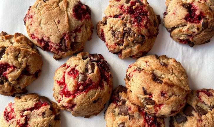 Biscuits végétaliens aux pépites de chocolat et aux framboises